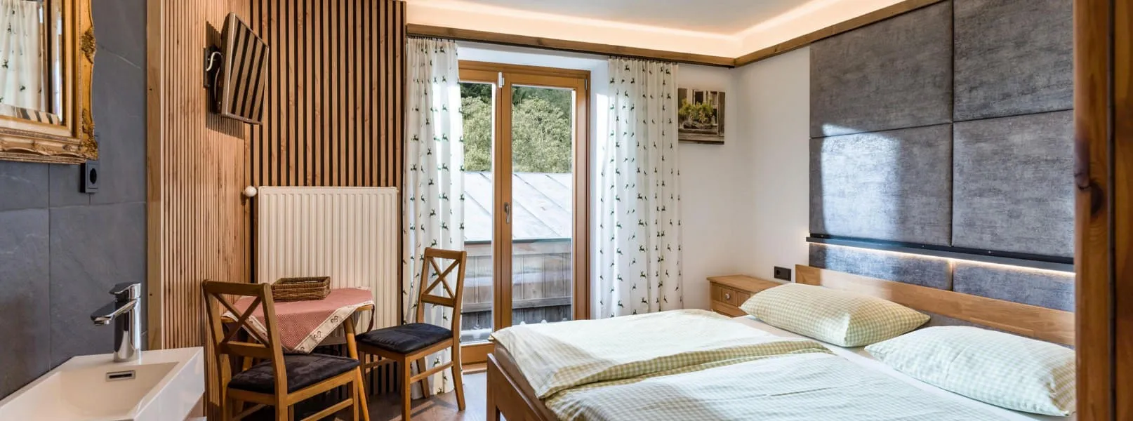 Doppelbettzimmer im 1 Stock